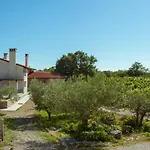Cardo Boutique&wine Agroturismo Malchina