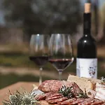 Agroturismo Cardo Boutique&wine *