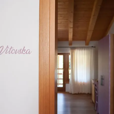 Cardo Boutique&wine Malchina